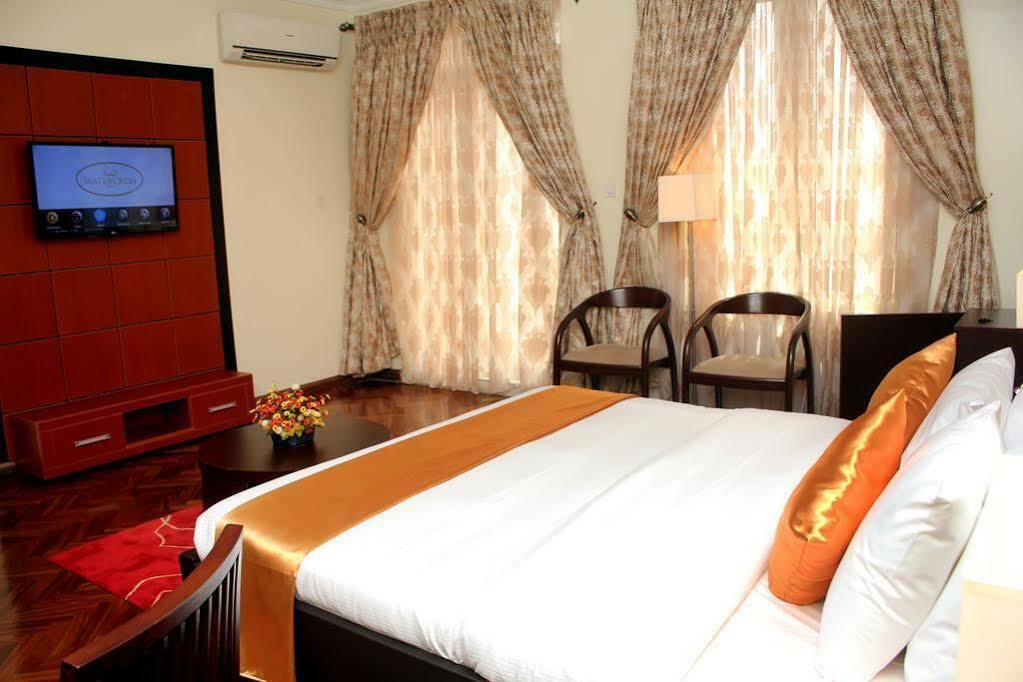 Watercress Hotels And Event Икея Экстерьер фото